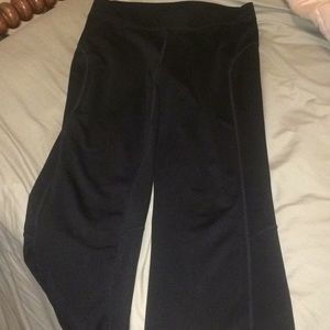 Gap Yoga / workout capris